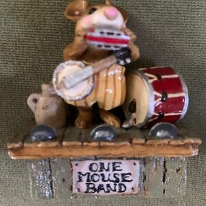 Vintage 1993 Wee Forest Folk One Mouse Band Miniature Figurine